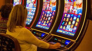 Live Casino ဂိမ်း Dealer နှင့် ကစားခြင်း မြန်မာ